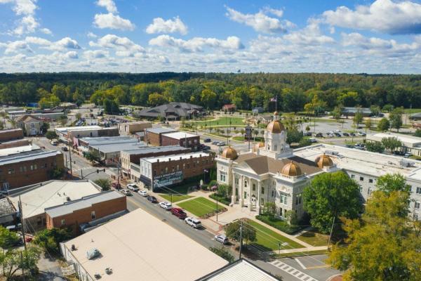 Ariel view of Columbiana downtown